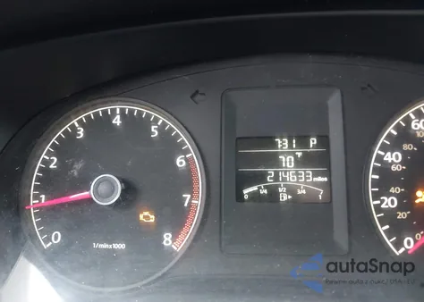 2011 Volkswagen Jetta 2.0L S из США, поврежденный, VIN 3VW2K7AJ4BM323421